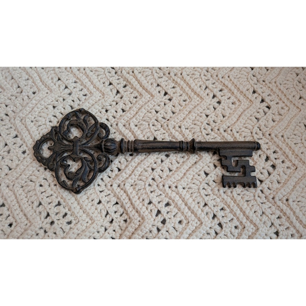 Vintage Style Cast Iron Skeleton Key 12 Inch Large Decorative Wall Decor Brown